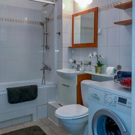 Apartment Lagiewniki